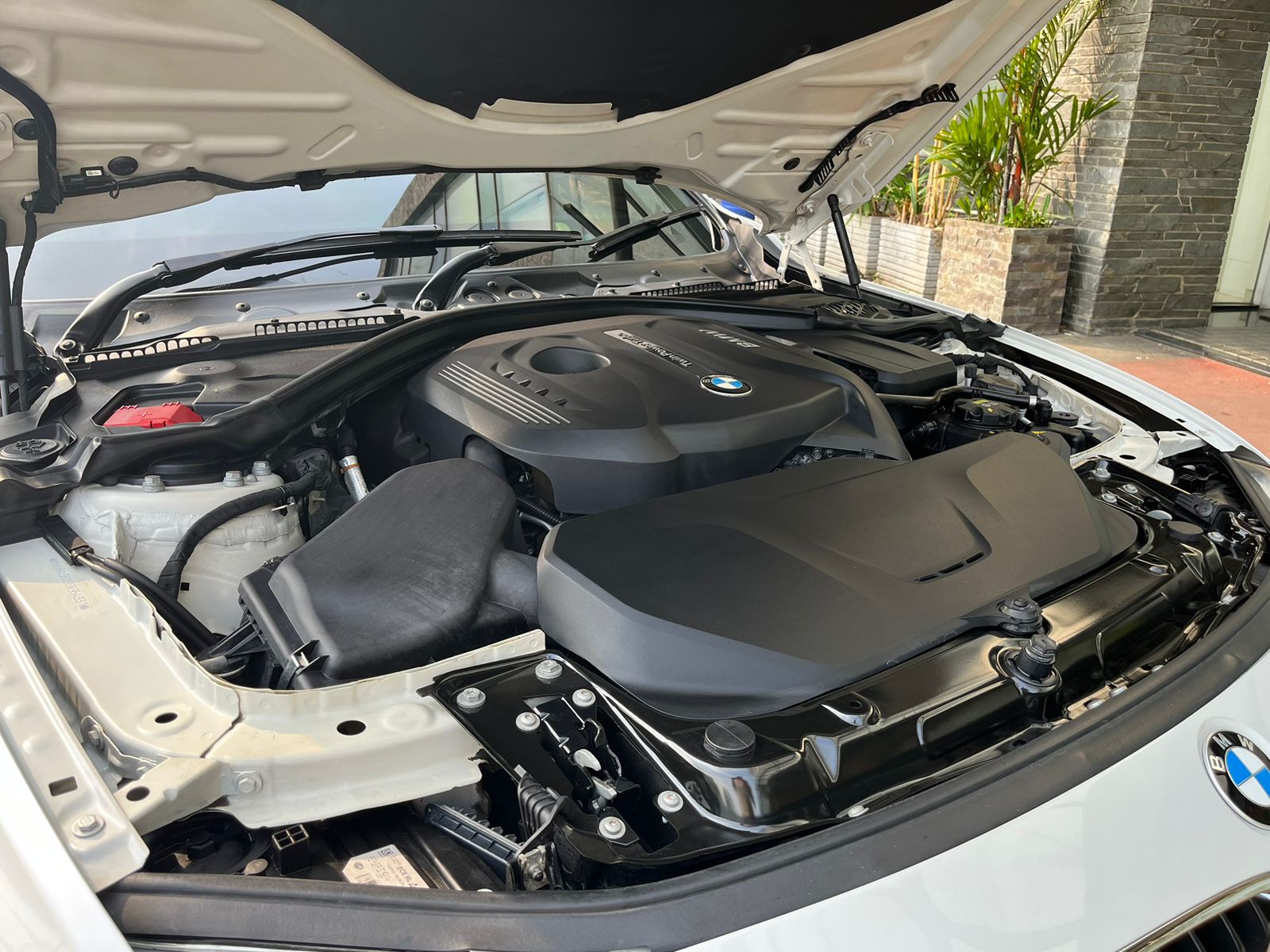 2016 BMW 3 Series Sedan 2016 BMW 3 Series Sedan