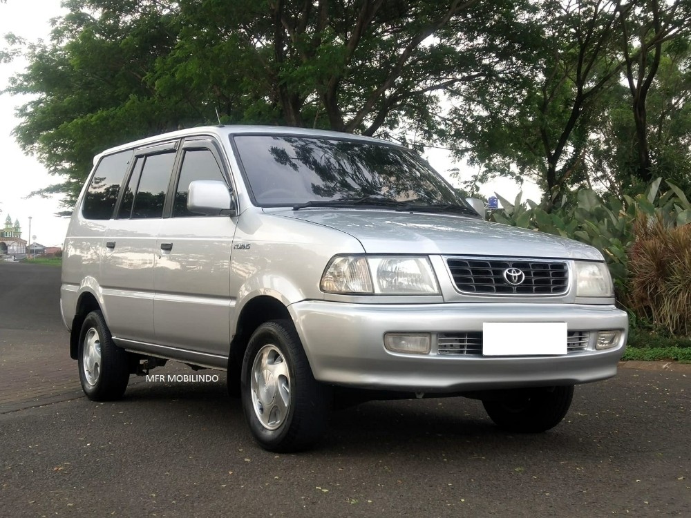 2001 Toyota Kijang