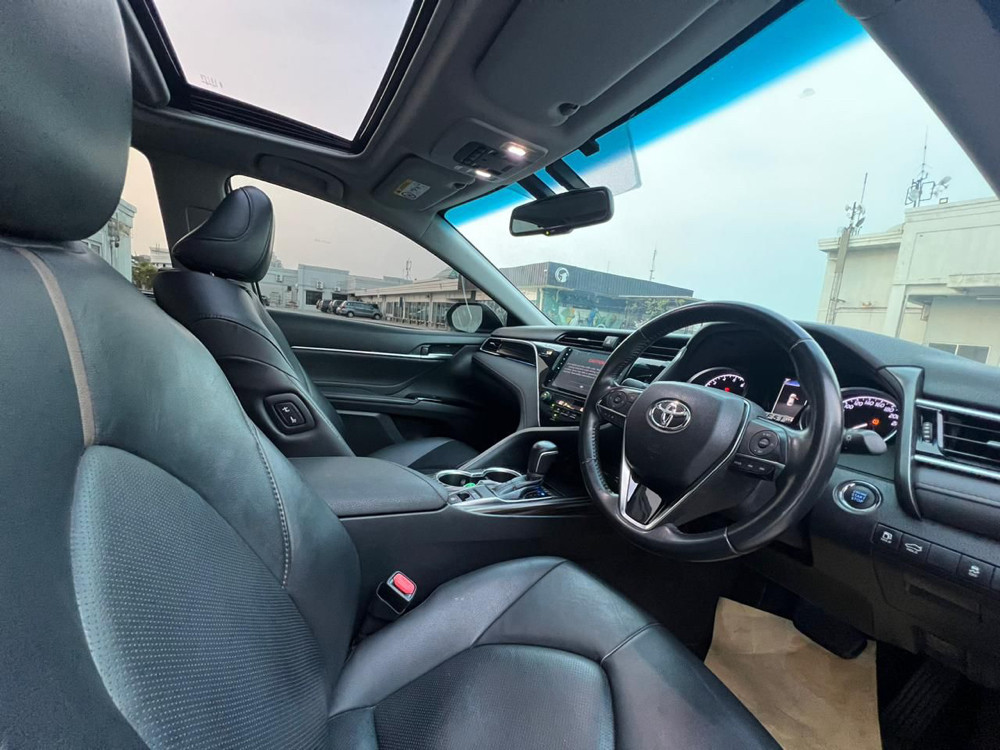 2019 Toyota Camry 2.5 V 2019 Toyota Camry 2.5 V