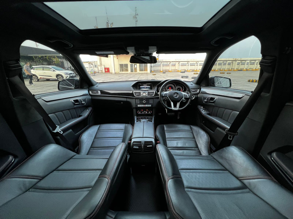 2015 Mercedes Benz E-Class  400 AMG DYNAMIC 2015 Mercedes Benz E-Class  400 AMG DYNAMIC