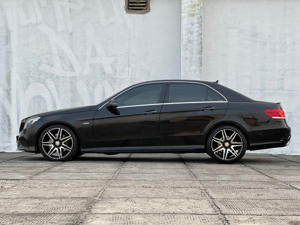 2015 Mercedes Benz E-Class  400 AMG DYNAMIC 2015 Mercedes Benz E-Class  400 AMG DYNAMIC