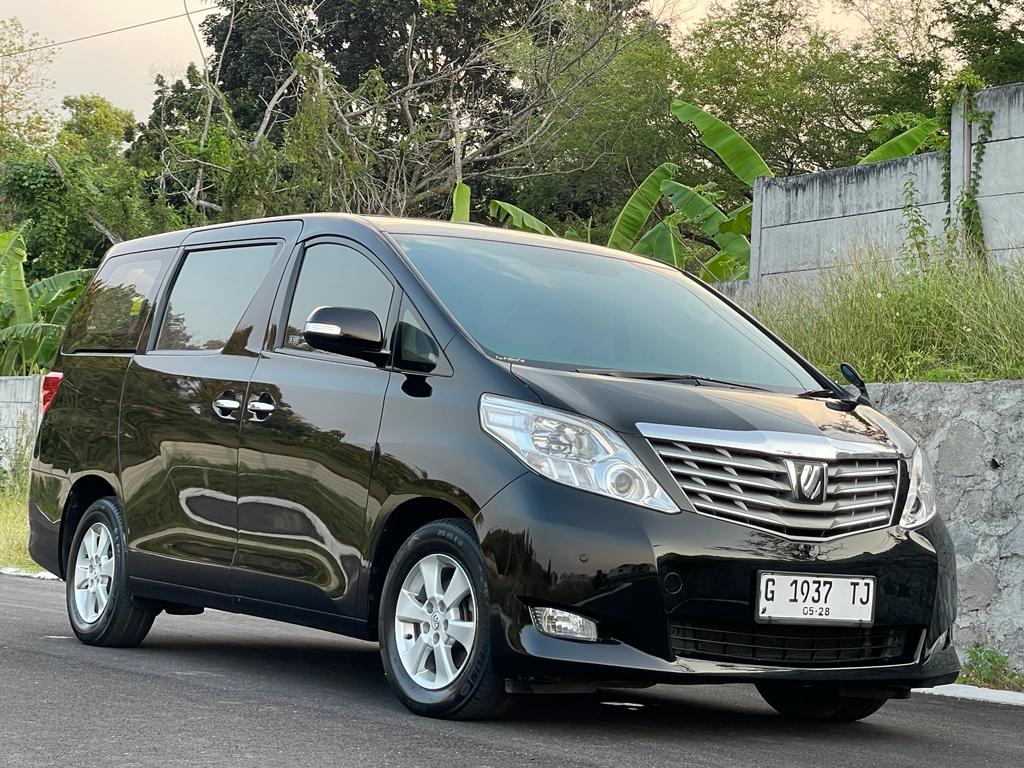 Second Hand 2011 Toyota Alphard  2.4 AT