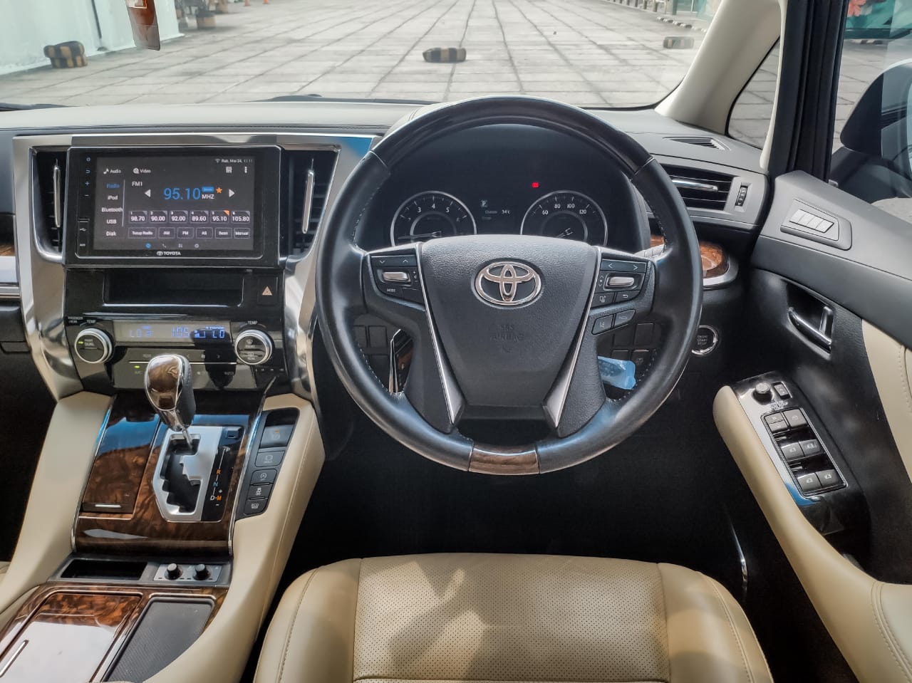 2020 Toyota Alphard 2020 Toyota Alphard