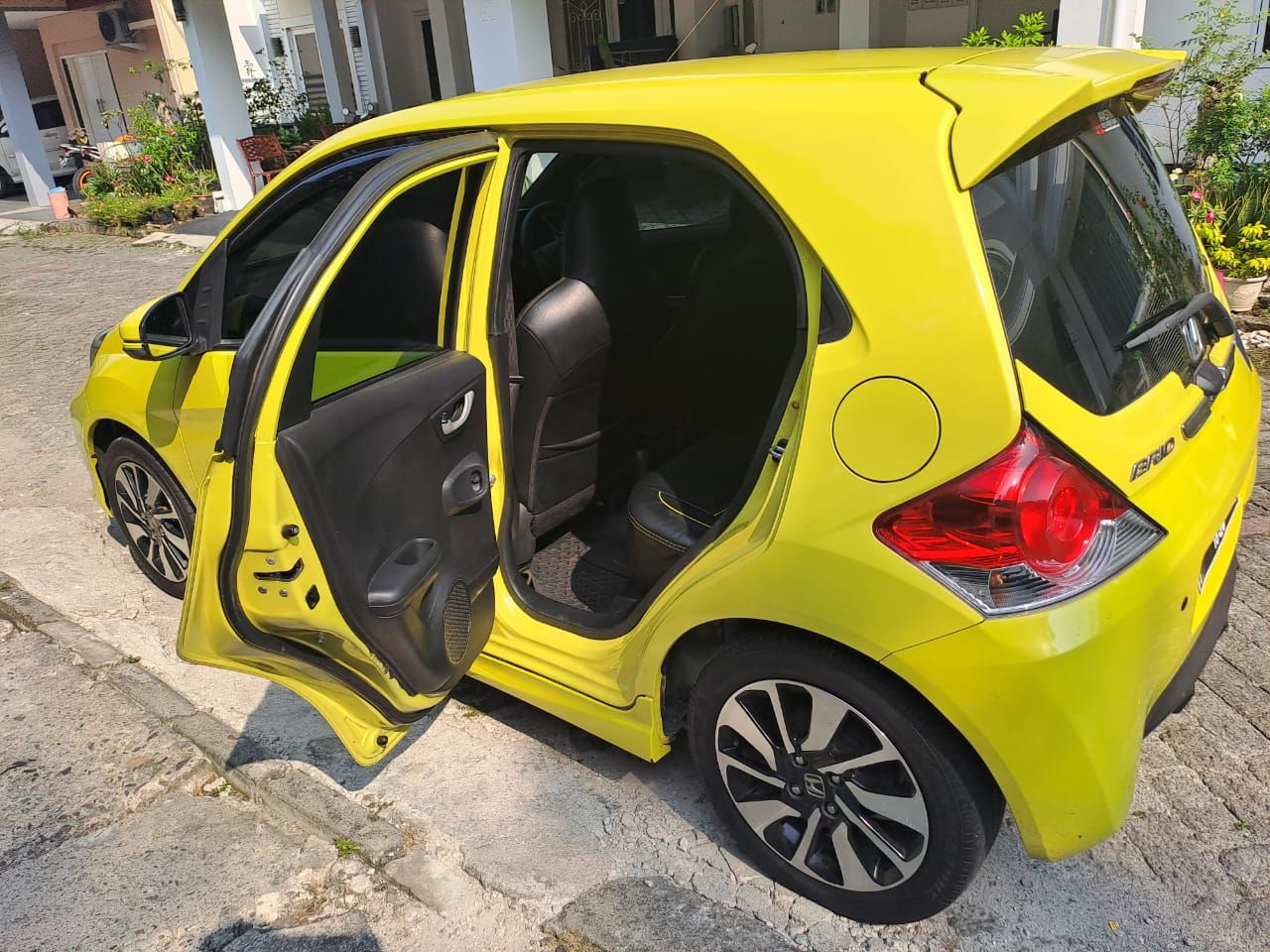 2016 Honda Brio IVTEC S 1.2L AT 2016 Honda Brio IVTEC S 1.2L AT