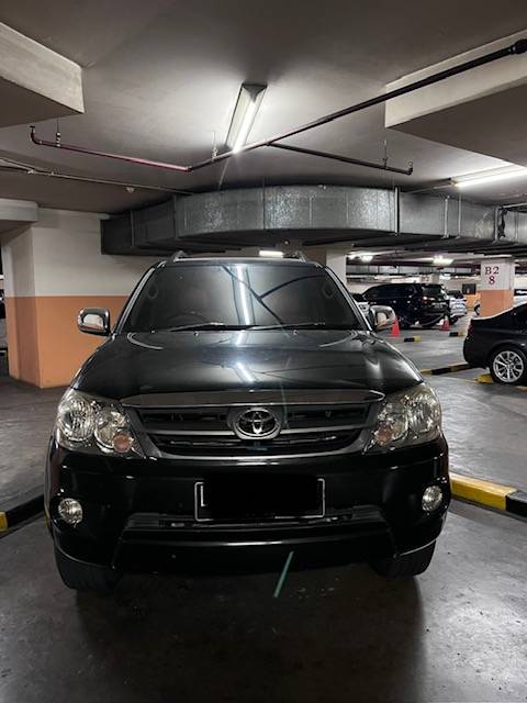2006 Toyota Fortuner G 4x2 Luxury 2.7L AT Bekas 2006 Toyota Fortuner G 4x2 Luxury 2.7L AT Bekas