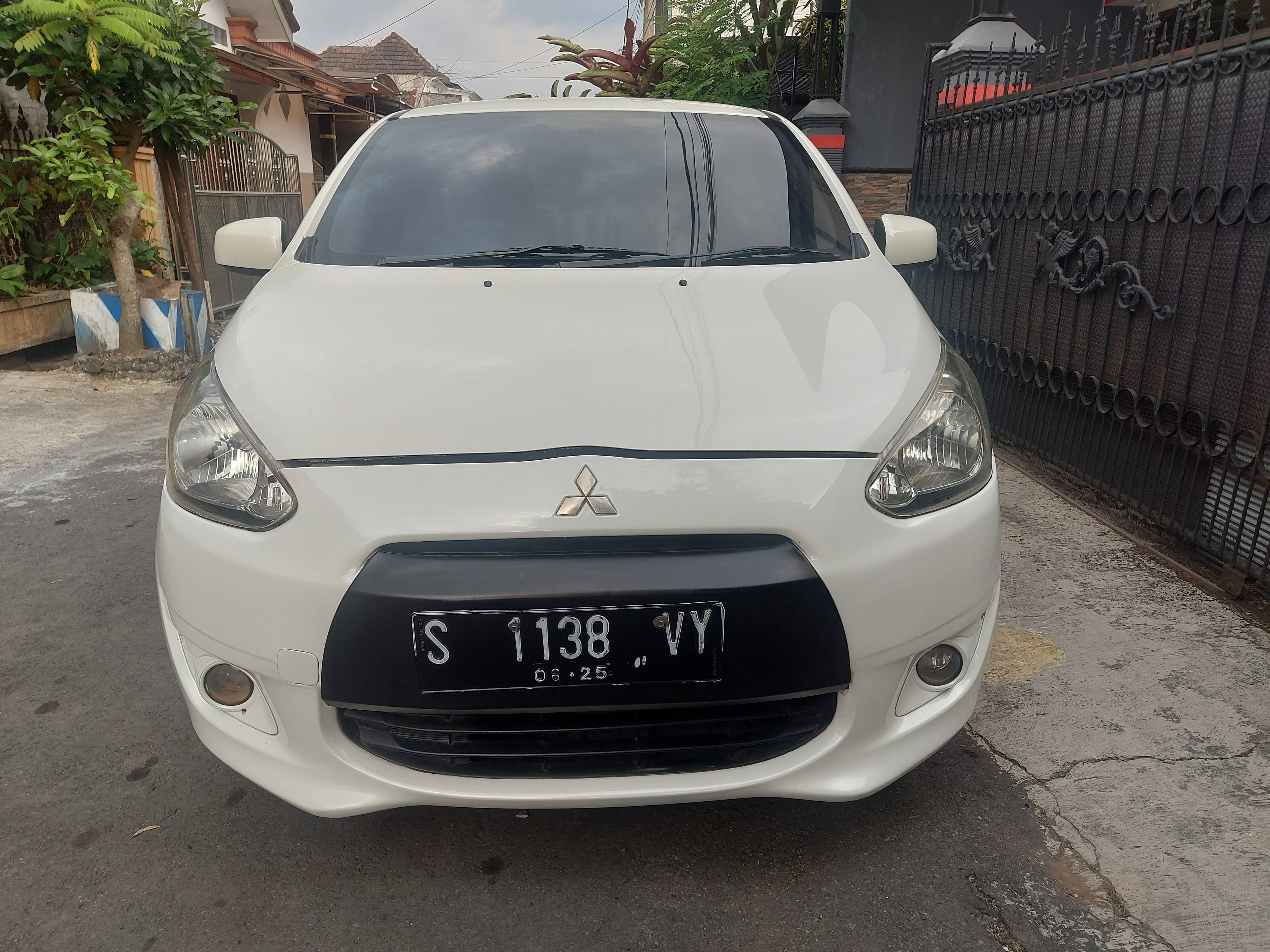 2015 Mitsubishi Mirage  GLS SPORT A/T Bekas 2015 Mitsubishi Mirage  GLS SPORT A/T Bekas