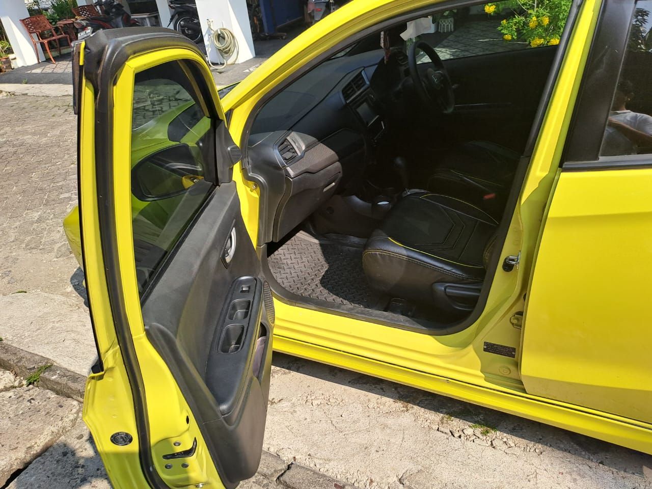 2016 Honda Brio RS 1.2L AT 2016 Honda Brio RS 1.2L AT