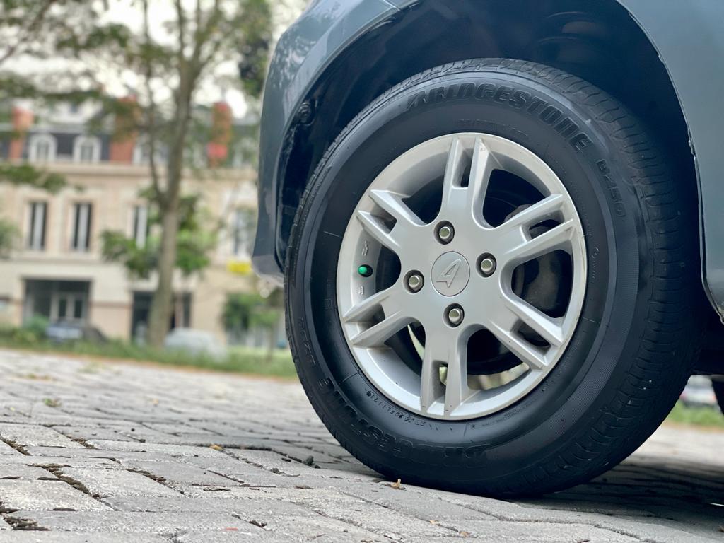 2011 Daihatsu Xenia 2011 Daihatsu Xenia