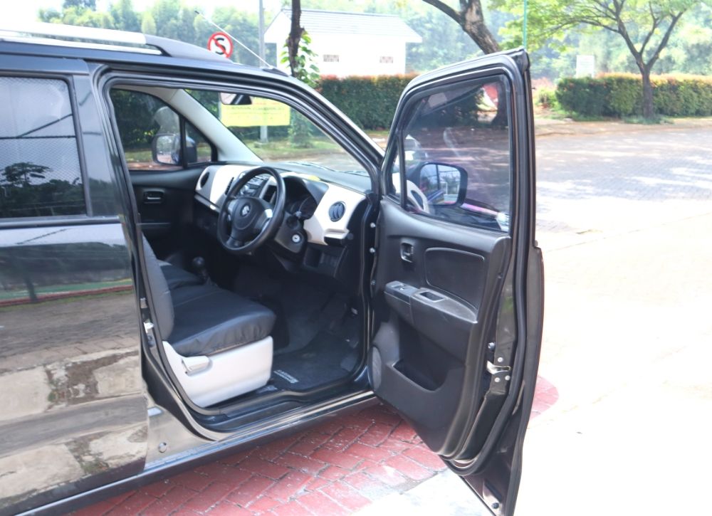 Old 2017 Suzuki Karimun Wagon R GL 4X2 MT GL 4X2 MT