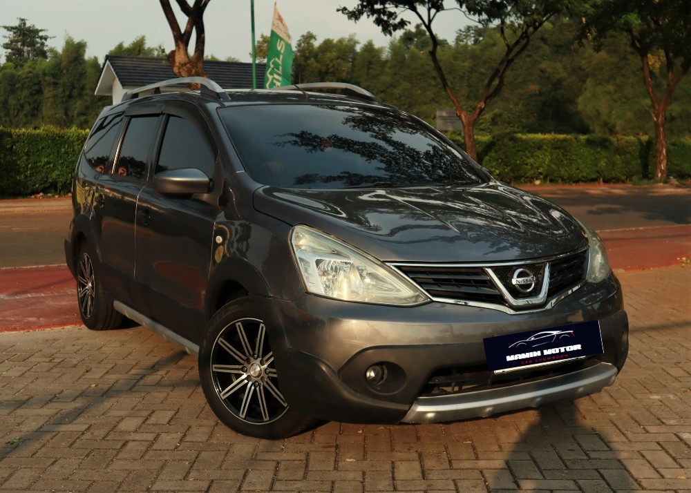 2015 Nissan Grand Livina