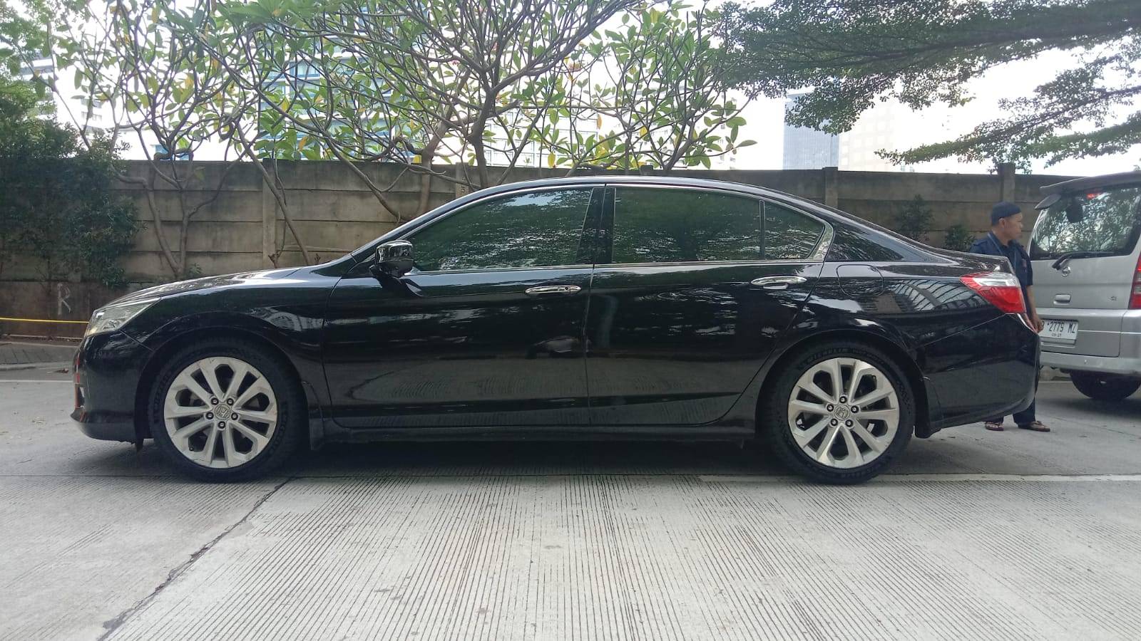 2013 Honda Accord  2.4L VTi-L 2013 Honda Accord  2.4L VTi-L