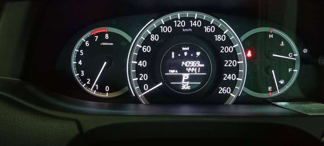 2013 Honda Accord  2.4L VTi-L 2013 Honda Accord  2.4L VTi-L