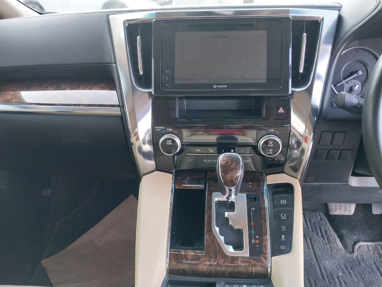 2019 Toyota Alphard 2019 Toyota Alphard