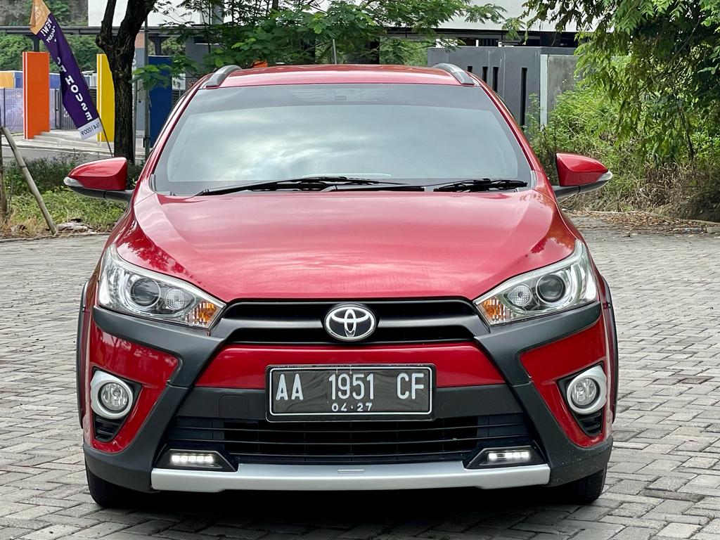 2017 Toyota Yaris Heykers 2017 Toyota Yaris Heykers