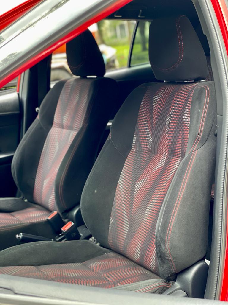 2017 Toyota Yaris Heykers 2017 Toyota Yaris Heykers