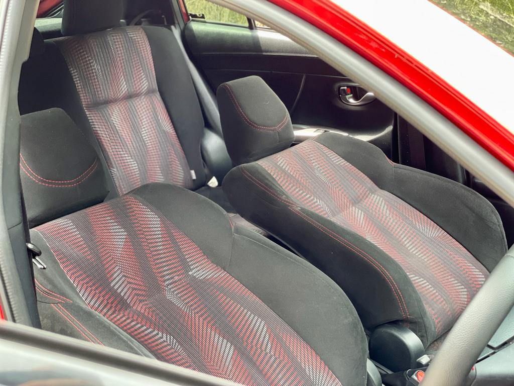 2017 Toyota Yaris Heykers 2017 Toyota Yaris Heykers