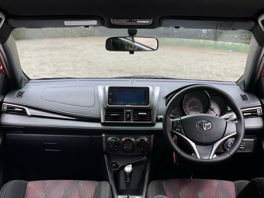 2017 Toyota Yaris Heykers 2017 Toyota Yaris Heykers