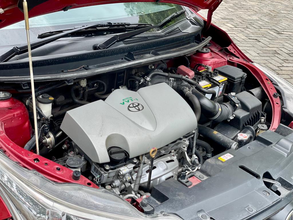 2017 Toyota Yaris Heykers 2017 Toyota Yaris Heykers