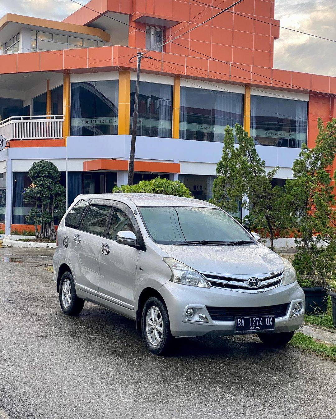 2015 Toyota Avanza VVT-i G 1.3L MT 2015 Toyota Avanza VVT-i G 1.3L MT