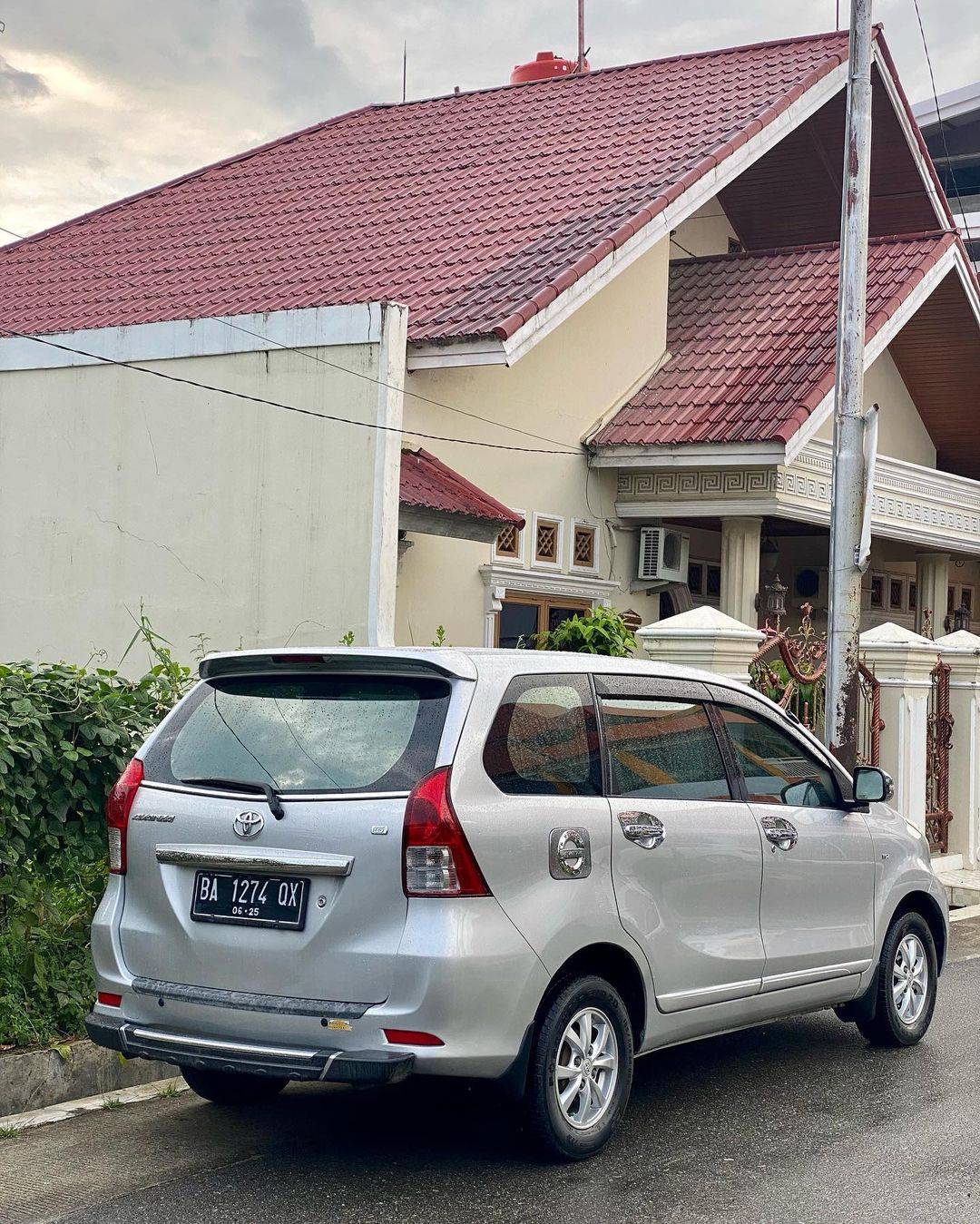 2015 Toyota Avanza VVT-i G 1.3L MT 2015 Toyota Avanza VVT-i G 1.3L MT