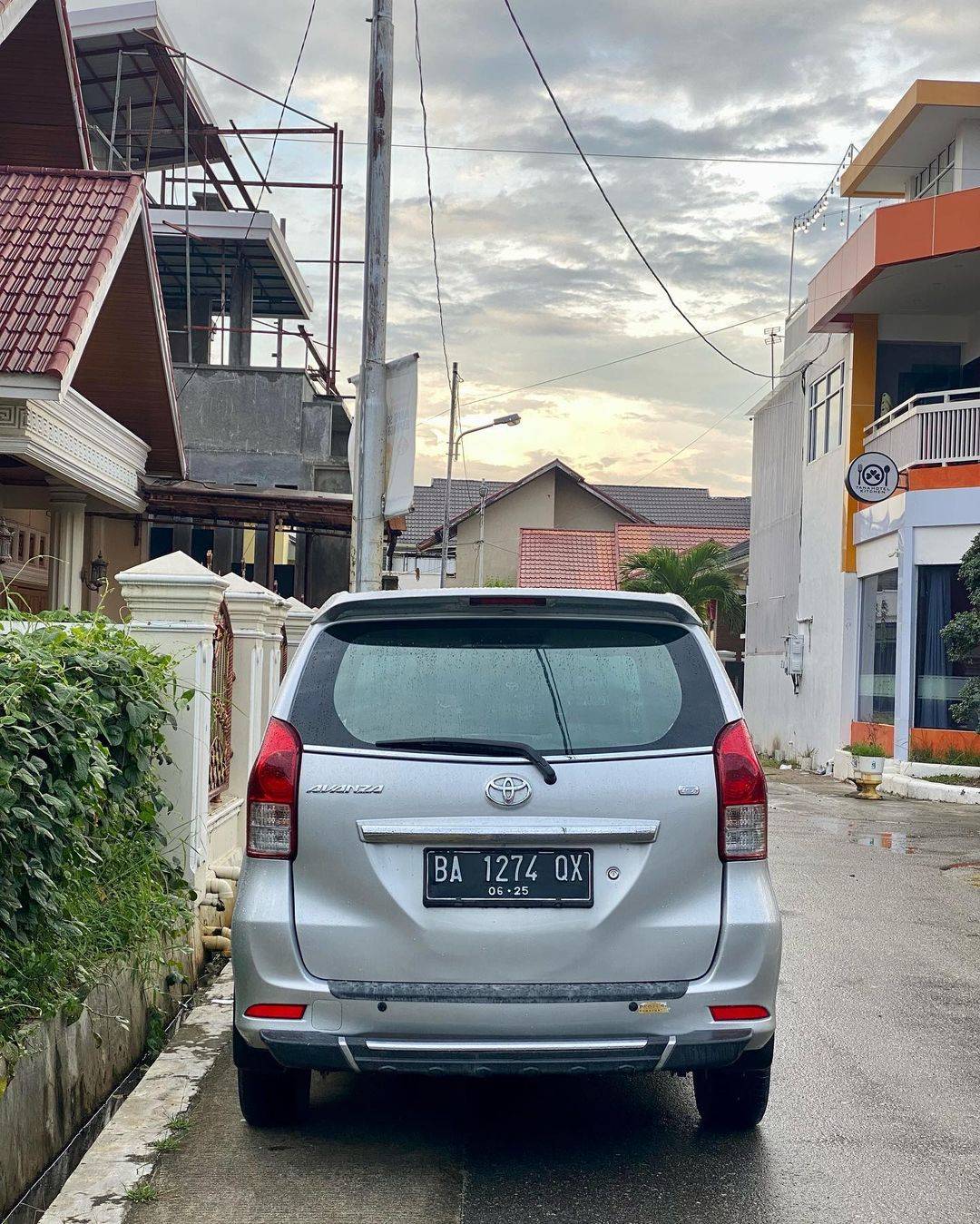 2015 Toyota Avanza VVT-i G 1.3L MT 2015 Toyota Avanza VVT-i G 1.3L MT