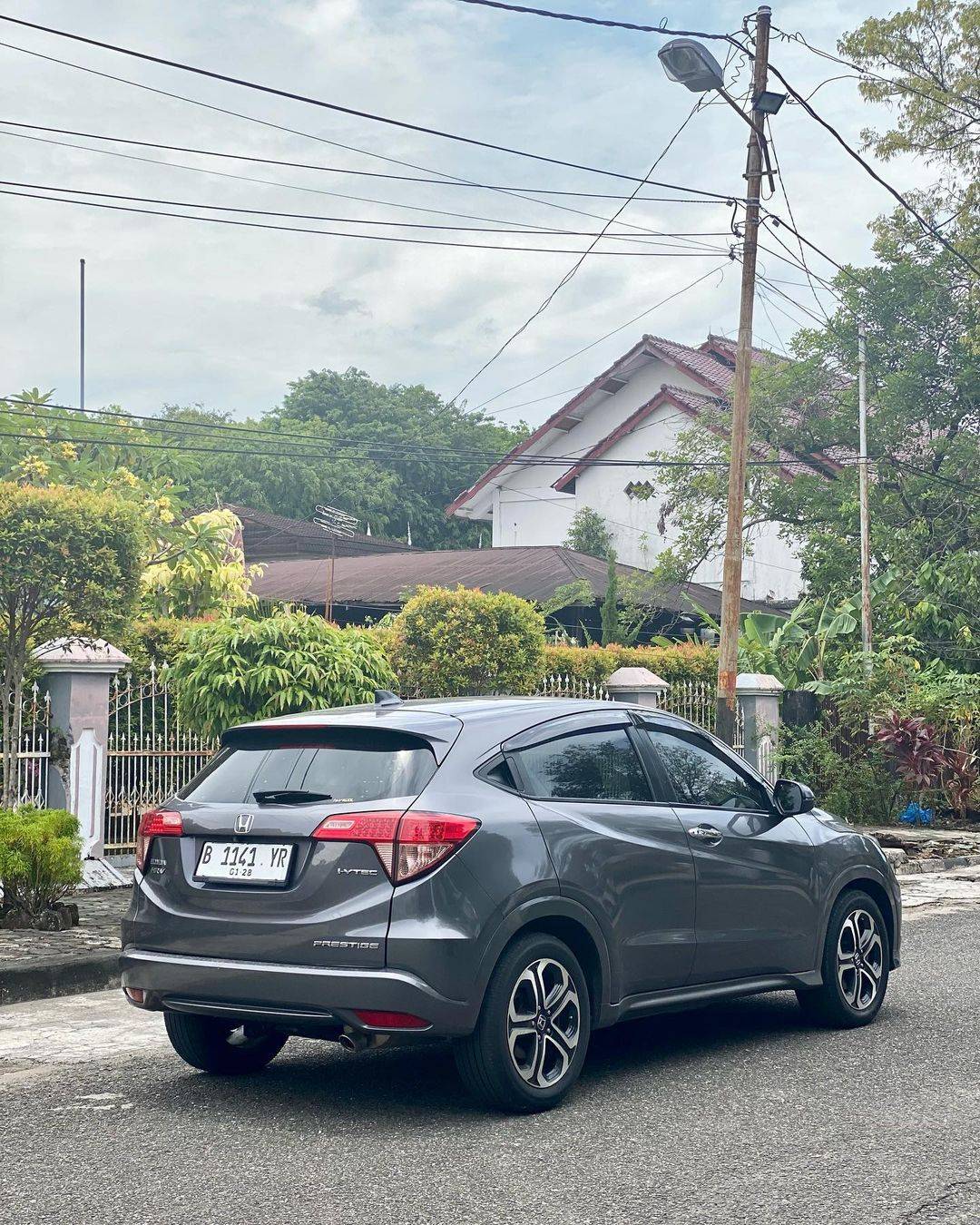 2016 Honda HRV  Prestige 1.8 AT 2016 Honda HRV  Prestige 1.8 AT