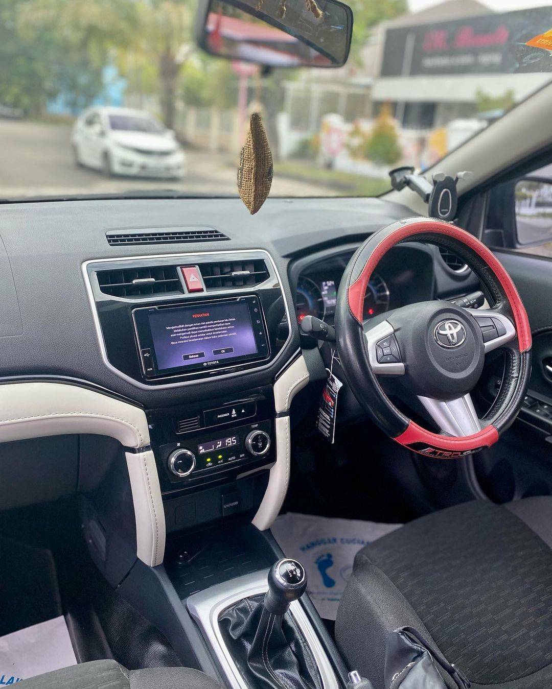 2019 Toyota Rush 1.5L TRD MT 2019 Toyota Rush 1.5L TRD MT