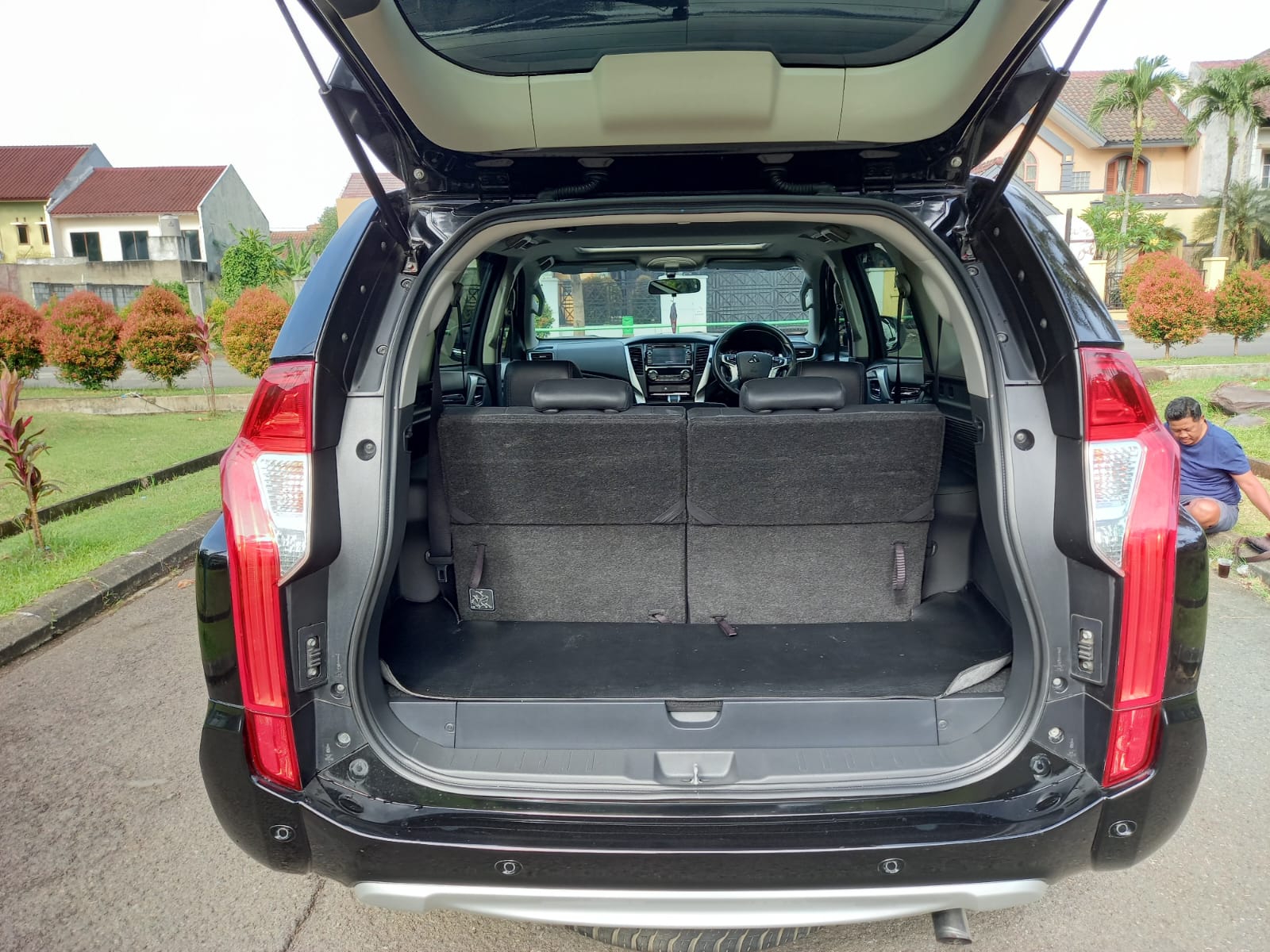 2017 Mitsubishi Pajero Sport Dakar AT 4x2 2017 Mitsubishi Pajero Sport Dakar AT 4x2