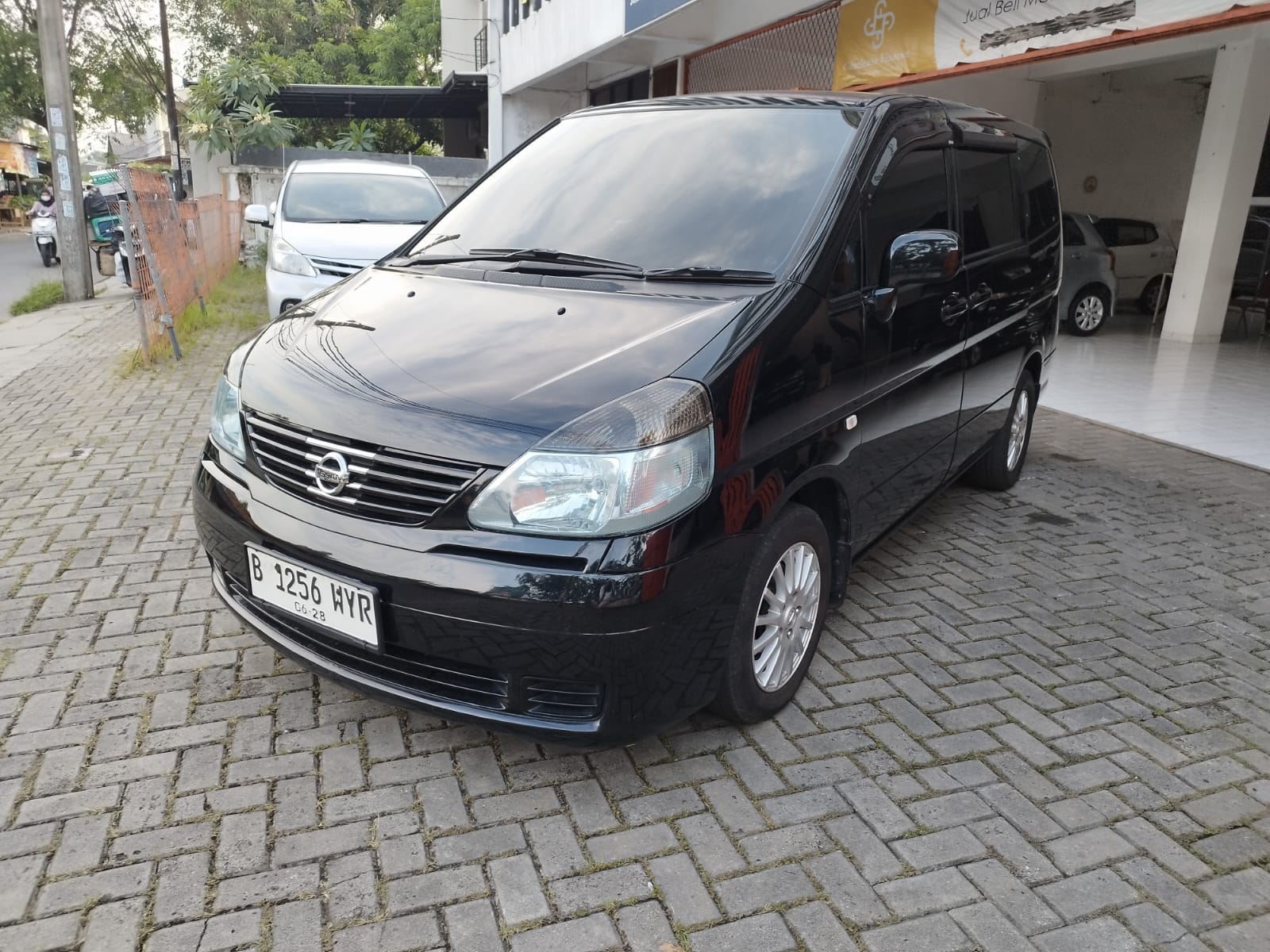 Old 2011 Nissan Serena CT A/T CT A/T