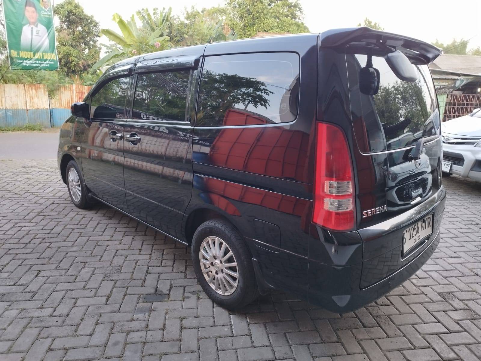 Used 2011 Nissan Serena CT A/T CT A/T for sale