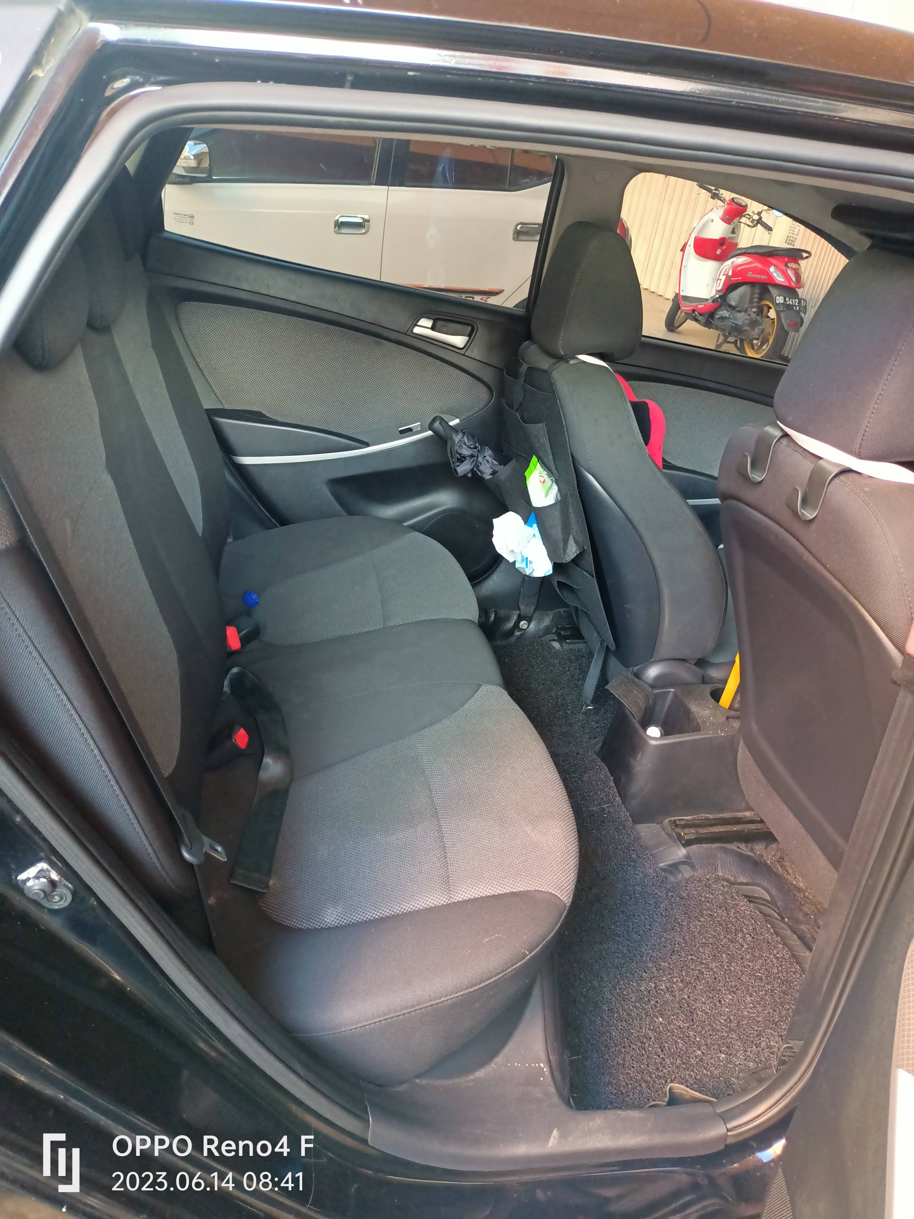 2012 Hyundai Grand Avega 2012 Hyundai Grand Avega