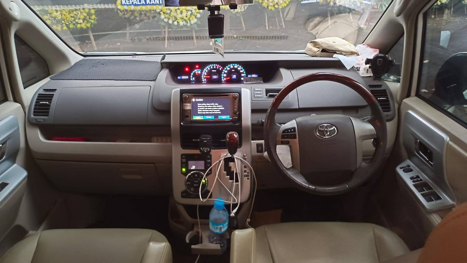 2013 Toyota NAV1 2013 Toyota NAV1