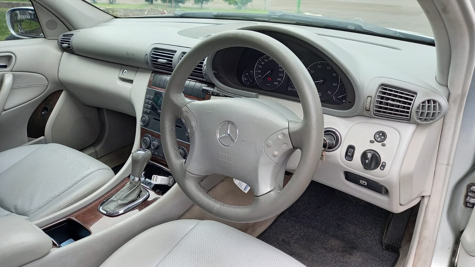 2006 Mercedes Benz C-Class  C230 Elegance 2006 Mercedes Benz C-Class  C230 Elegance