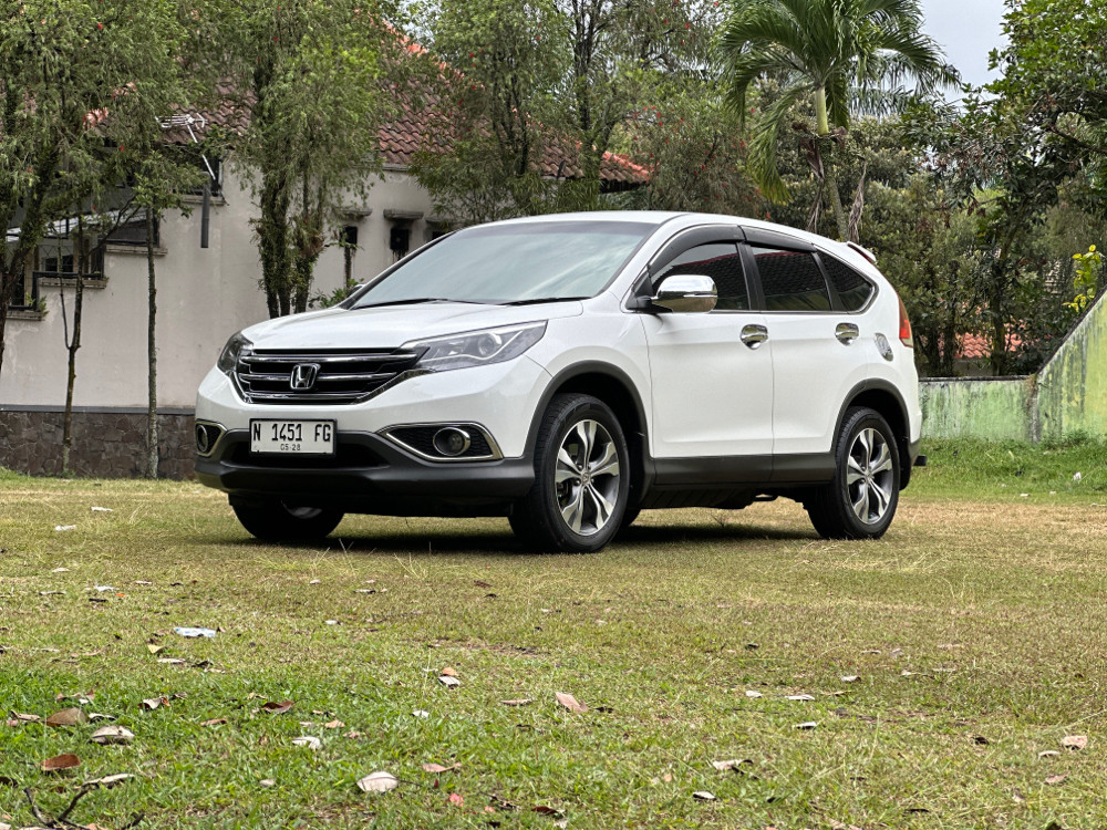 2013 Honda CR-V  RM3 2 WD 2.4 AT 2013 Honda CR-V  RM3 2 WD 2.4 AT