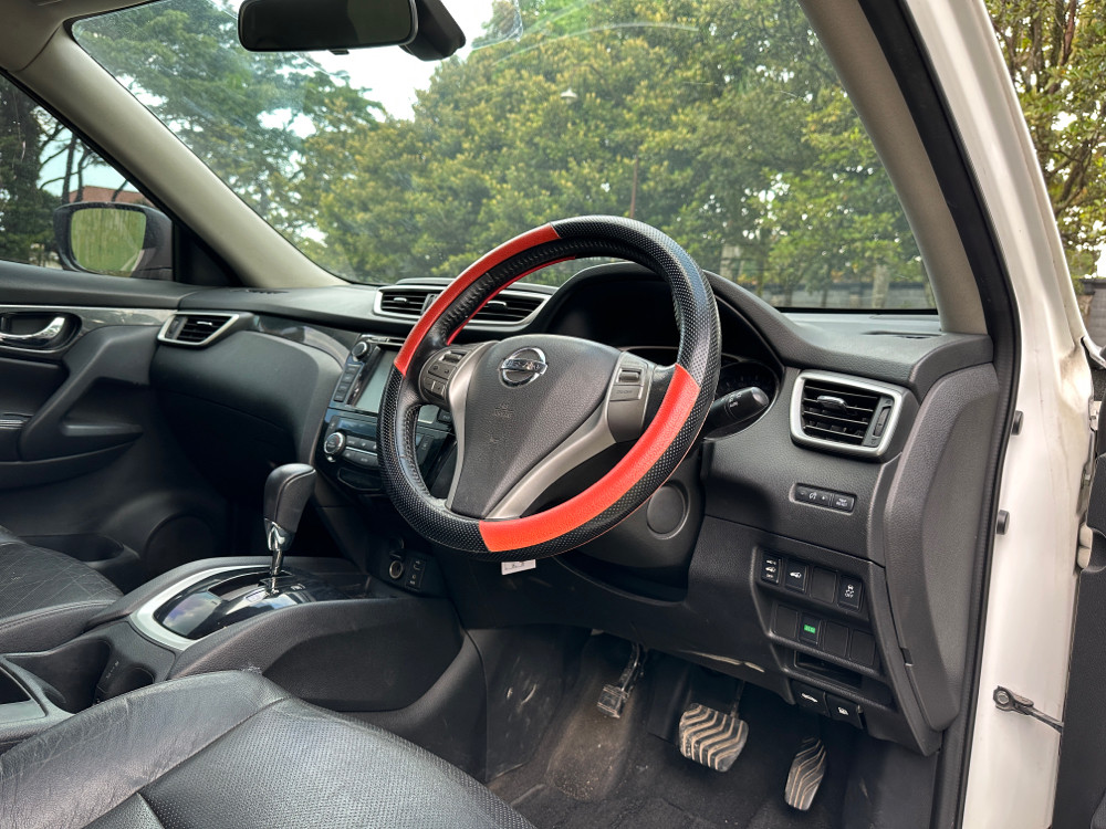 2015 Nissan X Trail 2.5L CVT AT 2015 Nissan X Trail 2.5L CVT AT