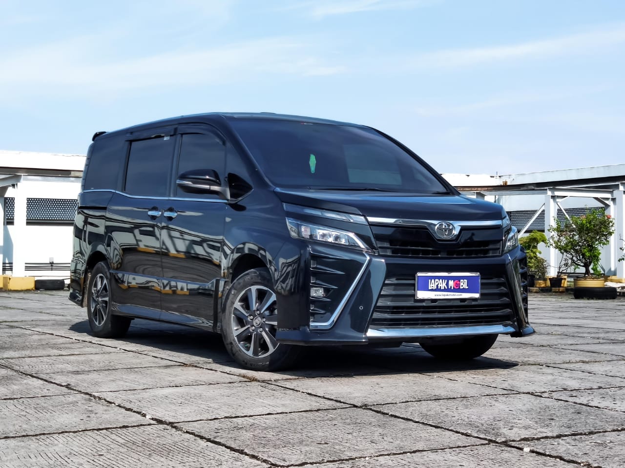 2018 Toyota Voxy Bekas 2018 Toyota Voxy Bekas