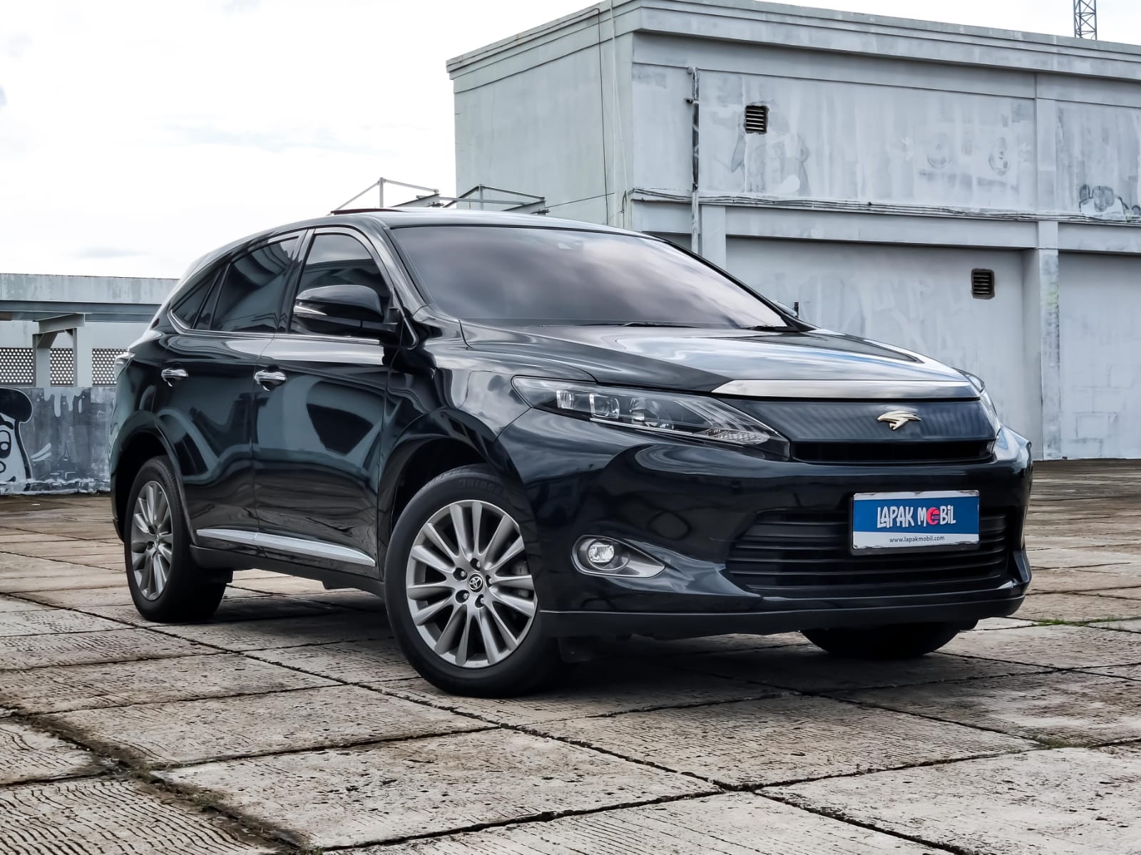 Second Hand 2014 Toyota Harrier Second Hand 2014 Toyota Harrier