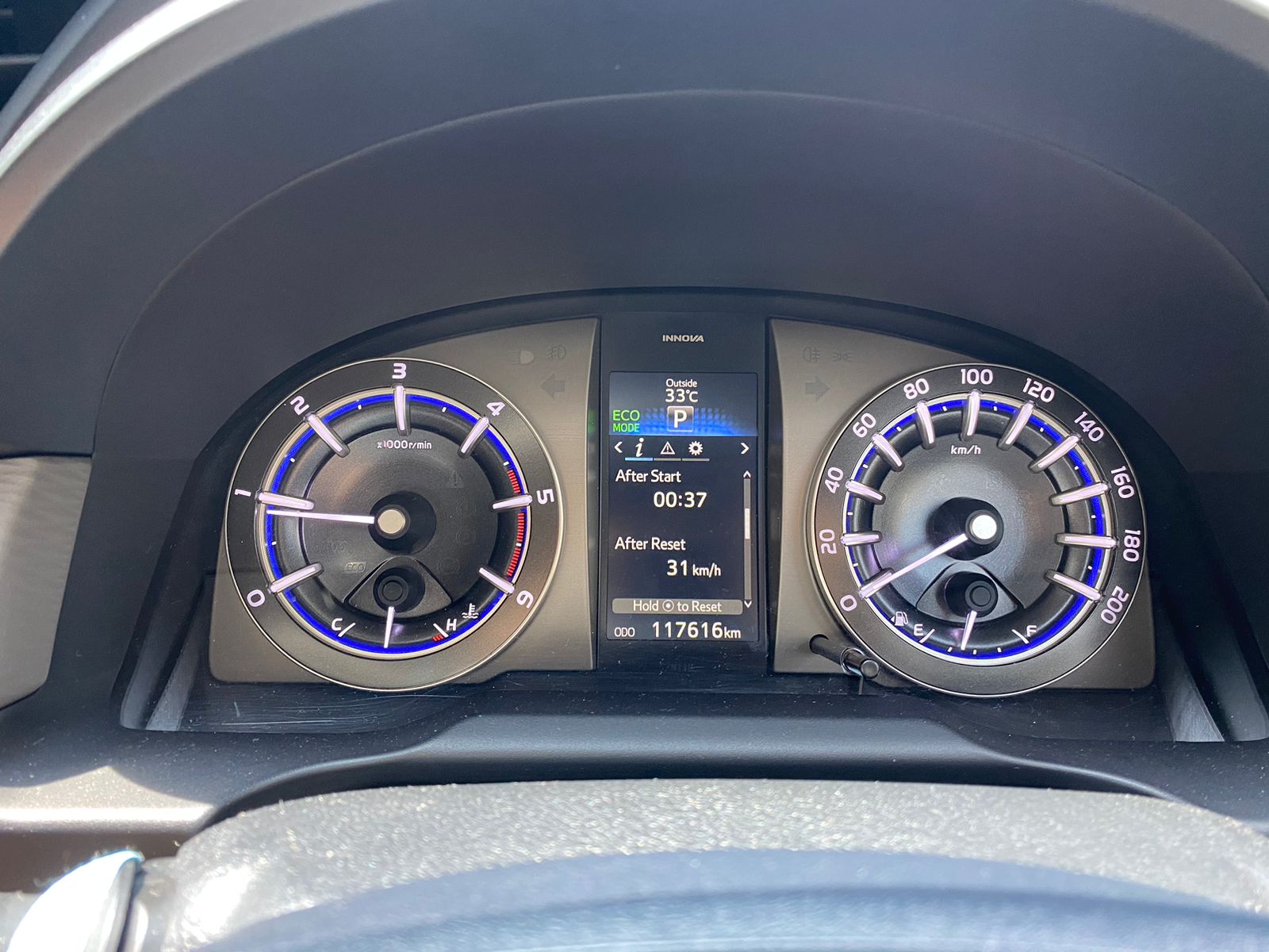 2016 Toyota Kijang Innova 2016 Toyota Kijang Innova