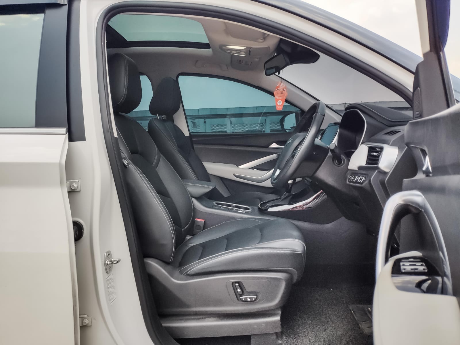 2021 Wuling Almaz RS 2021 Wuling Almaz RS