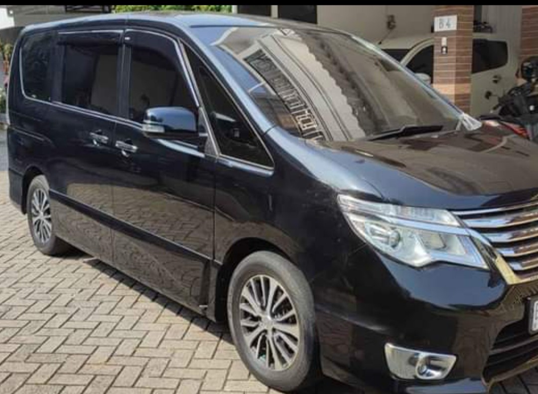 2015 Nissan Serena 2015 Nissan Serena