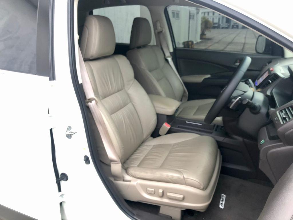 2014 Honda CR-V  PRESTIGE 2.4 AT 2014 Honda CR-V  PRESTIGE 2.4 AT