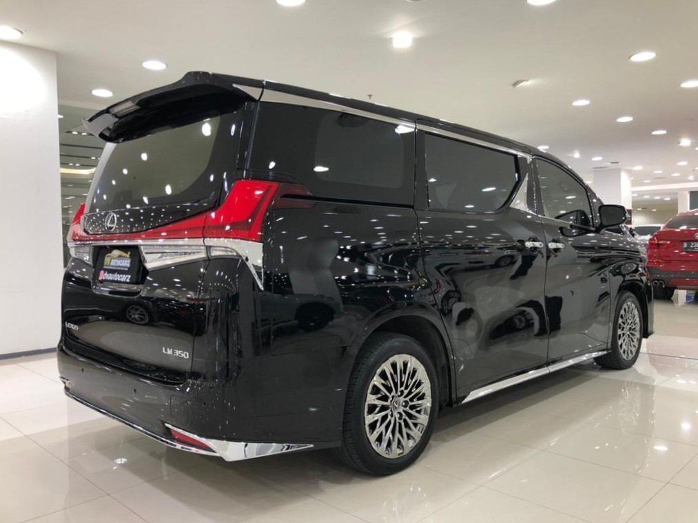 2022 Lexus LM 2022 Lexus LM