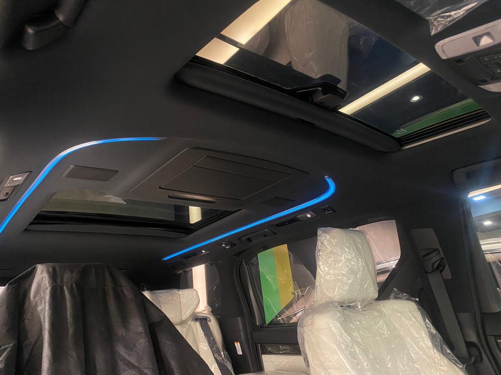 2022 Lexus LM 2022 Lexus LM