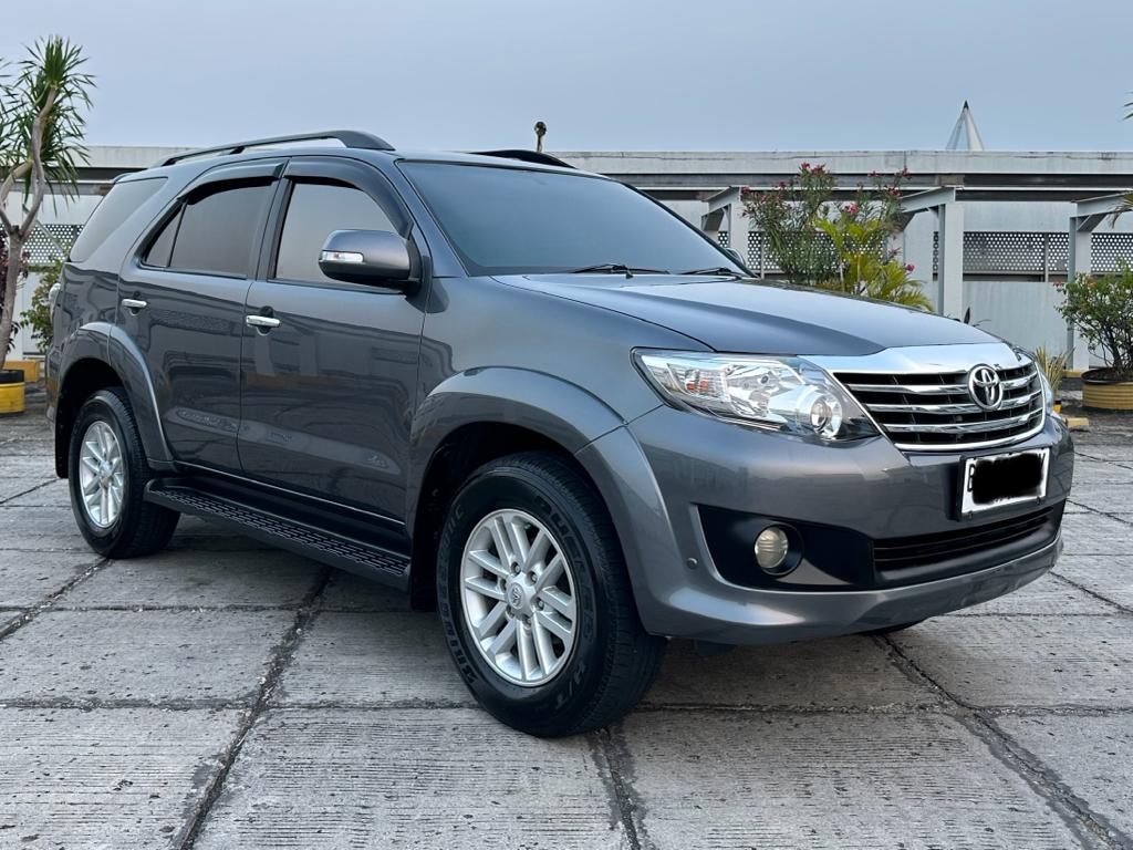 2011 Toyota Fortuner  2011 Toyota Fortuner