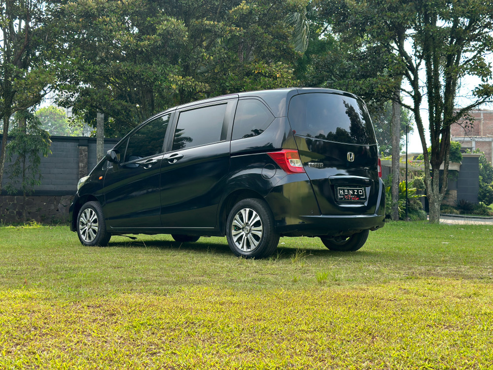 2012 Honda Freed 2012 Honda Freed