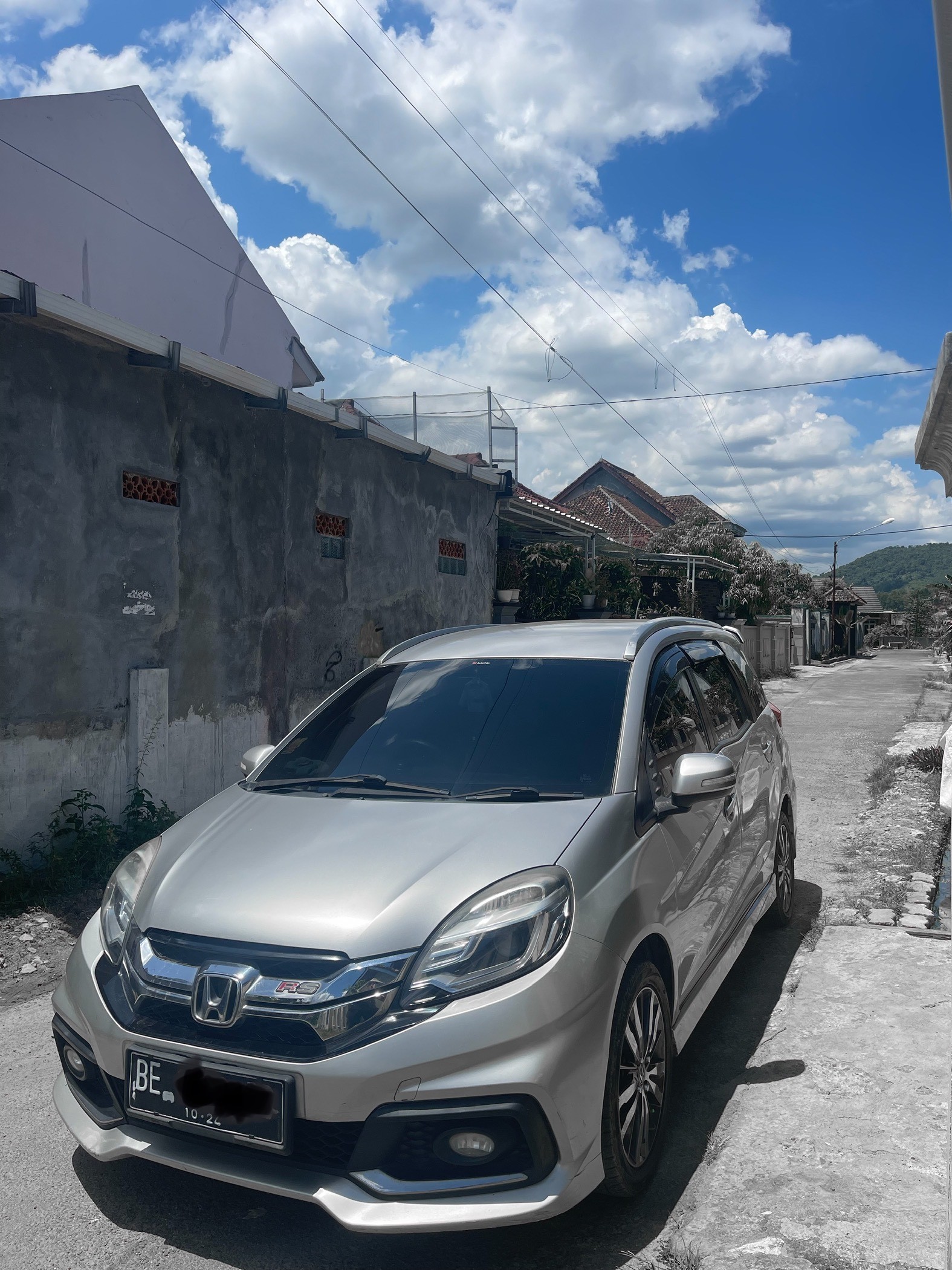 Second Hand 2014 Honda Mobilio Second Hand 2014 Honda Mobilio