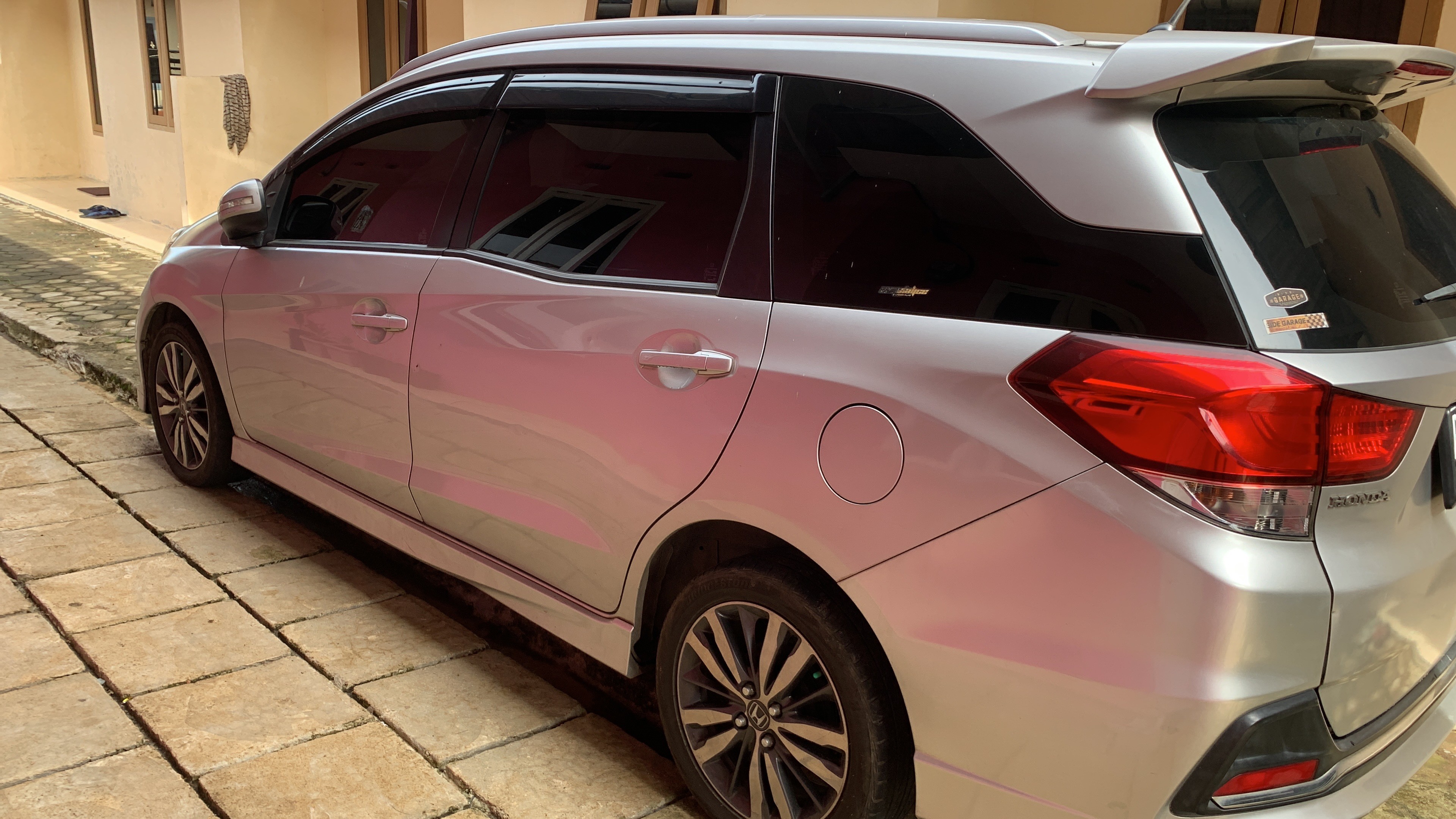 2014 Honda Mobilio  RS M/T SE 2014 Honda Mobilio  RS M/T SE