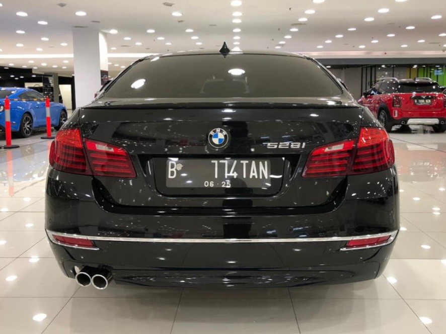 2014 BMW 5 Series Sedan 2014 BMW 5 Series Sedan