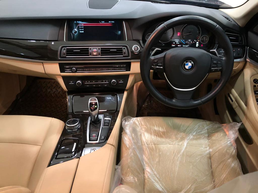 2014 BMW 5 Series Sedan 2014 BMW 5 Series Sedan