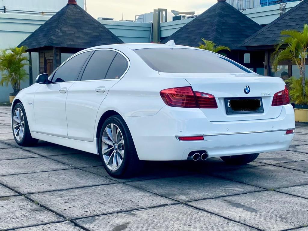 2014 BMW 5 Series Sedan  520i Luxury 2014 BMW 5 Series Sedan  520i Luxury